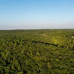 Epic Poconos Farmhouse With Game Room, Nearby Ski, Lake Wally - Sleeps 18!