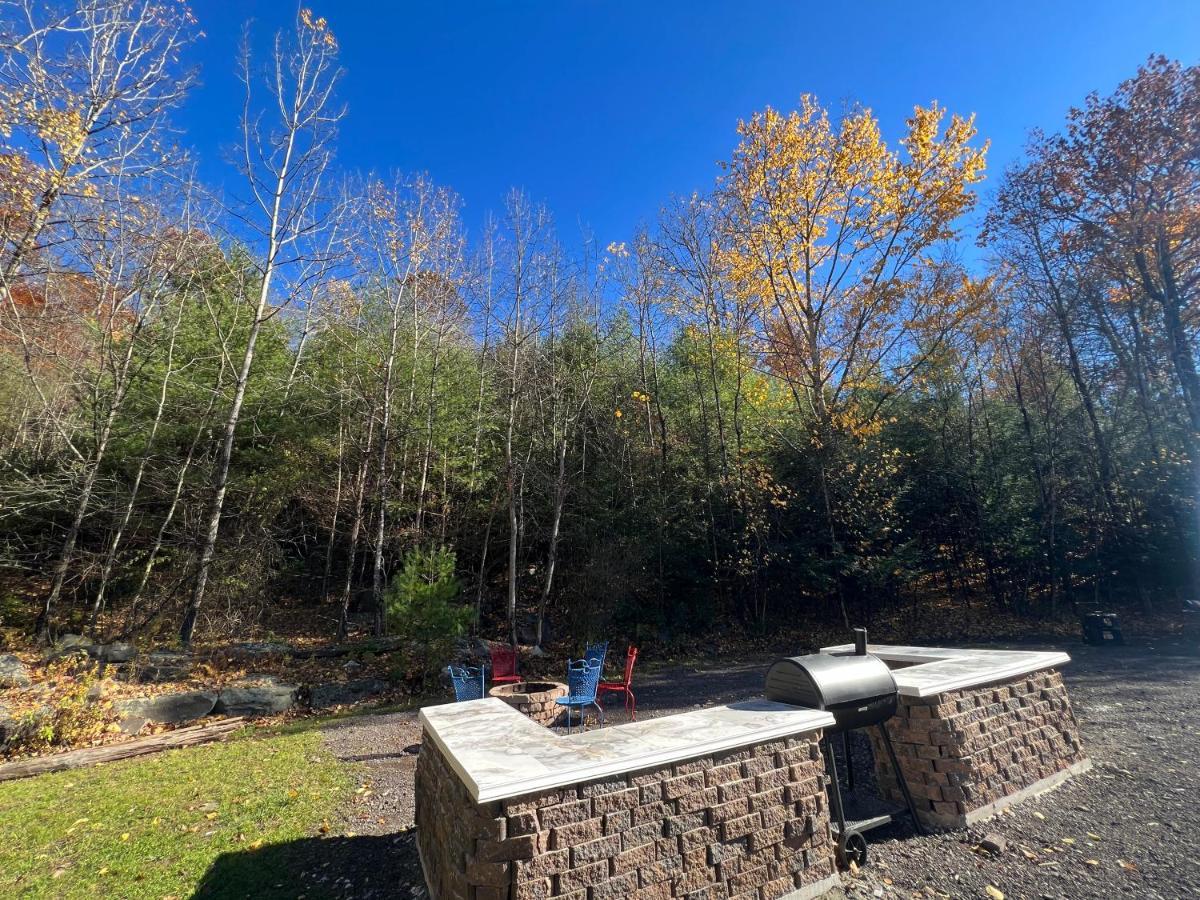Epic Poconos Farmhouse With Game Room, Nearby Ski, Lake Wally - Sleeps 18! Hawley