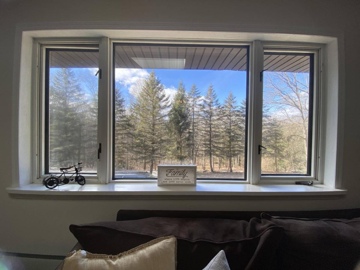 Epic Poconos Farmhouse With Game Room, Nearby Ski, Lake Wally - Sleeps 18!